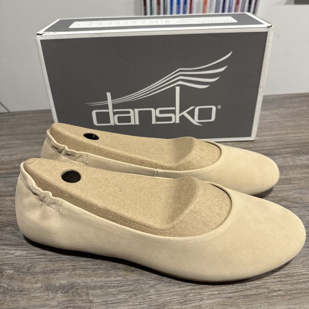 Dansko Womens EU Size 42 US 11.5-12 Mollie Sand Suede Ballet Flats Shoes